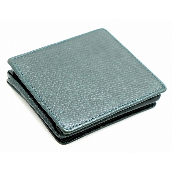 Louis Vuitton Taiga Boite Coin Wallet Leather Epicea Green - Picture 2 of 9